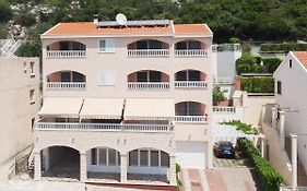Apartments Obradovic